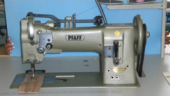 PFAFF 145-6/BS occasion - France General Machines à Coudre : tout